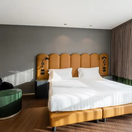 Eurostars La Hotel