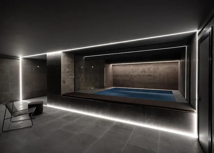 Eurostars La Hotel 5*